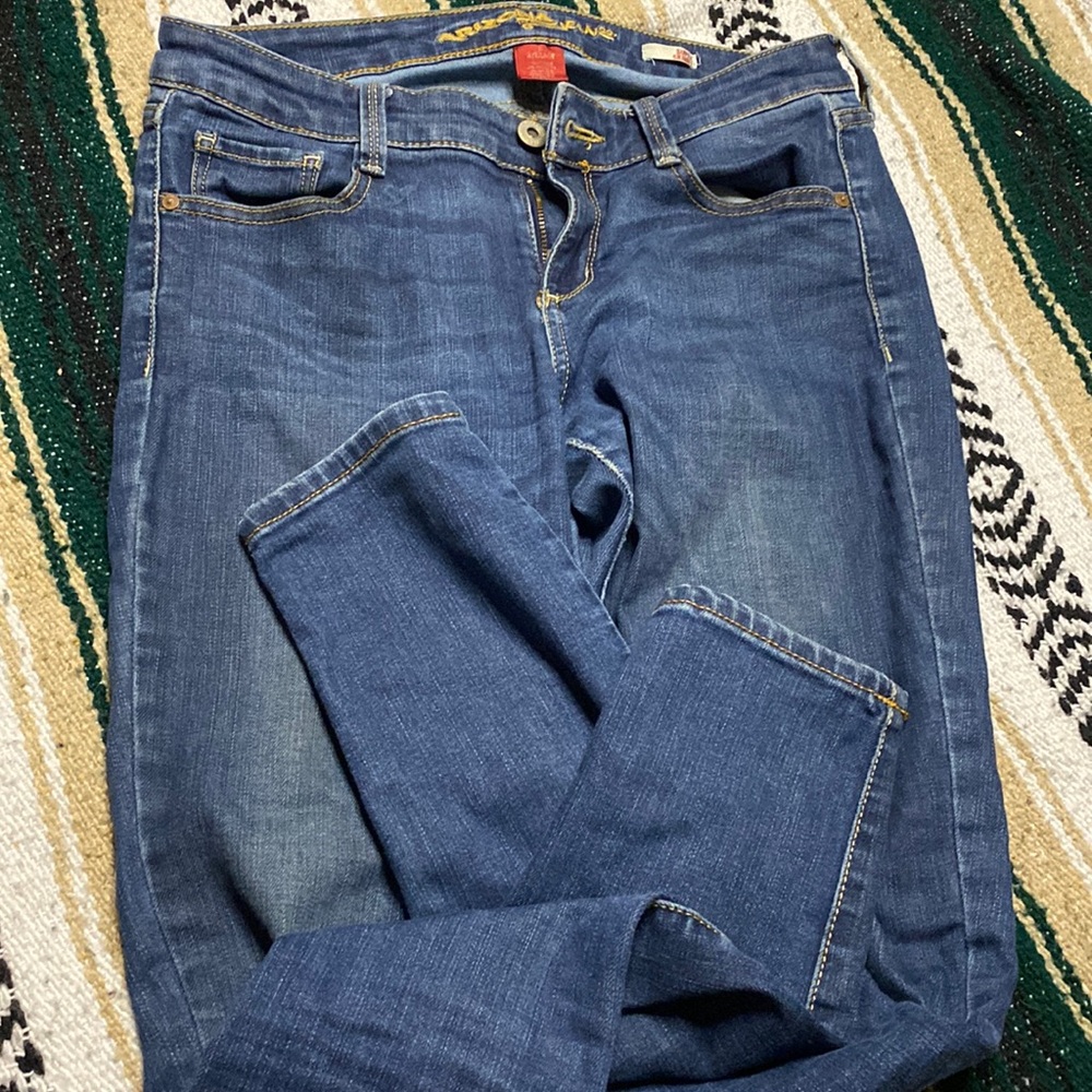 jeans